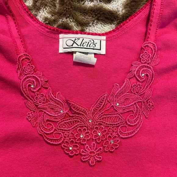 Kleids Pink Women's Top - Picture 2 of 3